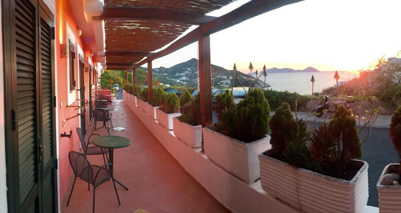 Hotel Ortensia Πόντσα Εξωτερικό φωτογραφία