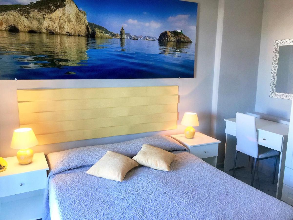 Hotel Ortensia Πόντσα Εξωτερικό φωτογραφία